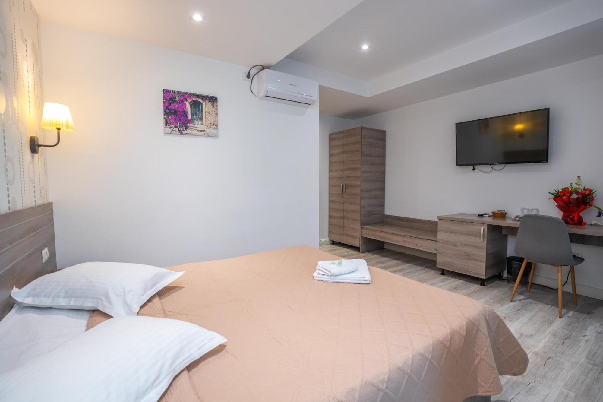 Hotel Liad City Center بوخارست المظهر الخارجي الصورة