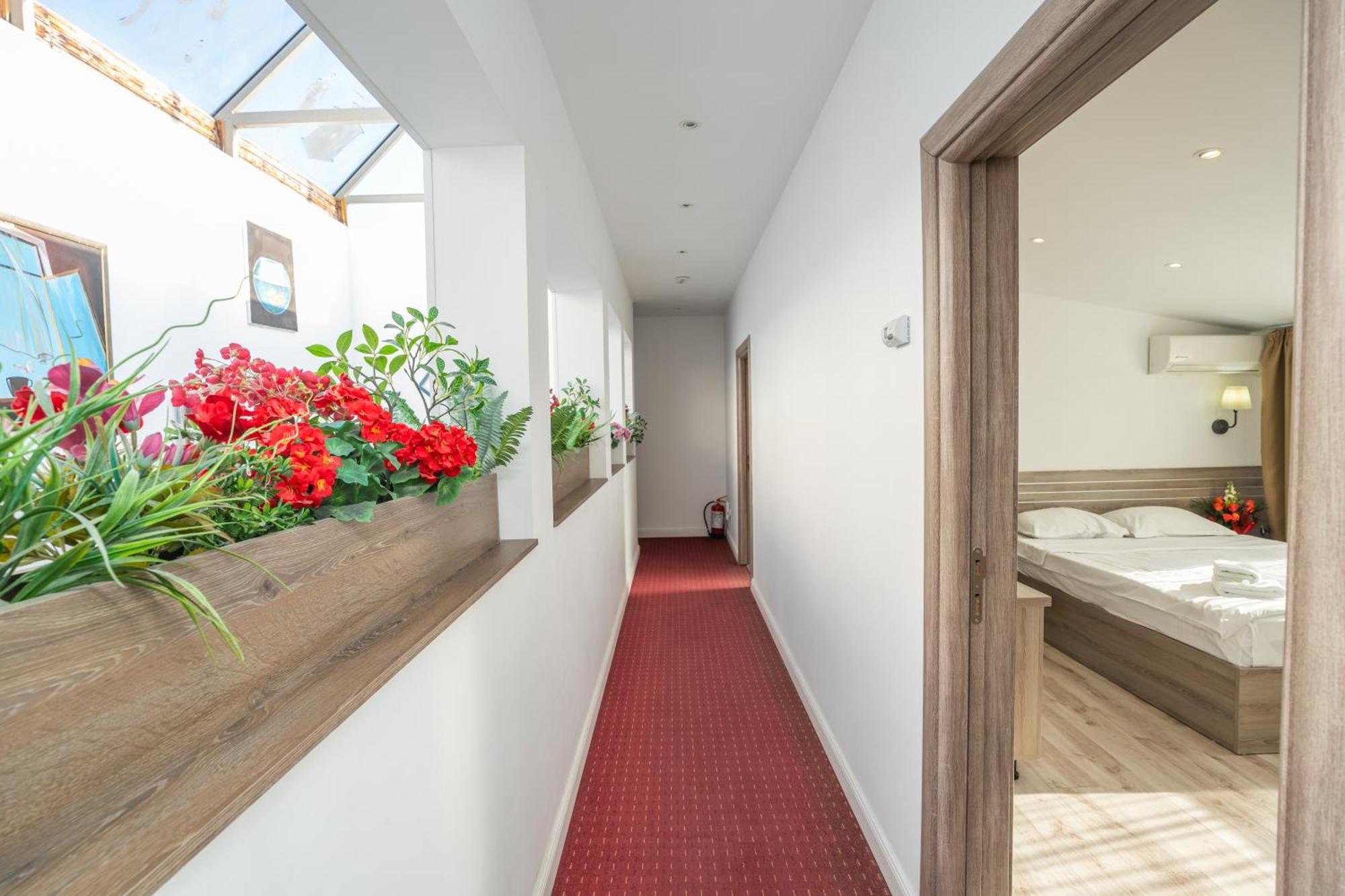 Hotel Liad City Center بوخارست المظهر الخارجي الصورة