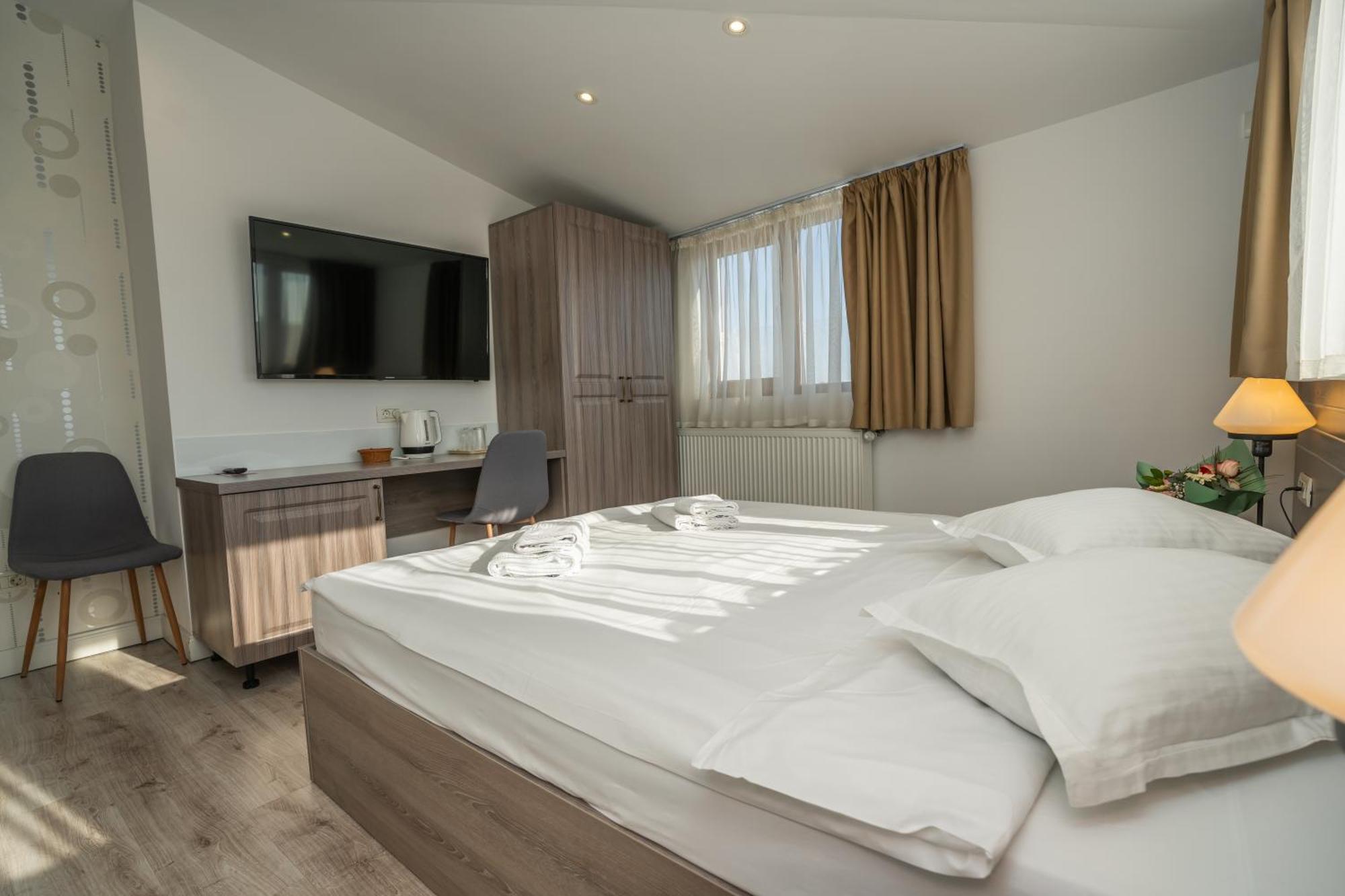 Hotel Liad City Center بوخارست المظهر الخارجي الصورة