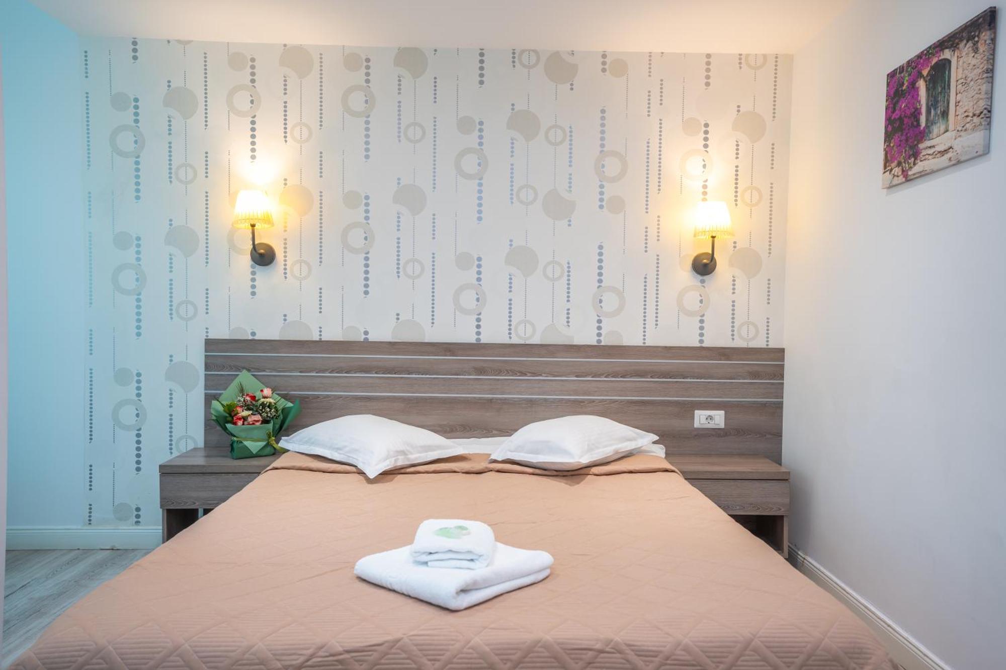 Hotel Liad City Center بوخارست المظهر الخارجي الصورة